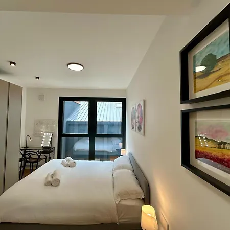 Kibilu Luxury With Terrace, Isola District And Near Garibaldi Station Apartment Milan
