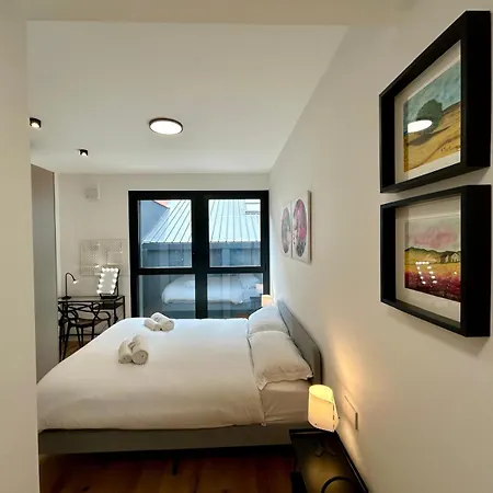 Kibilu Luxury With Terrace, Isola District And Near Garibaldi Station Милан